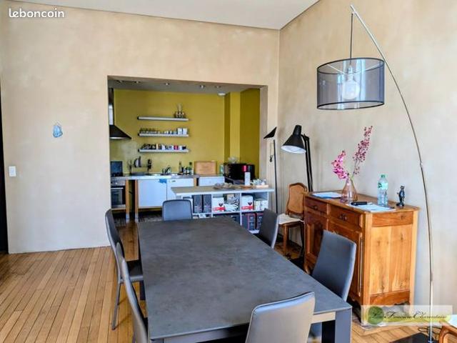 Appartement 5 pièces 235 m²