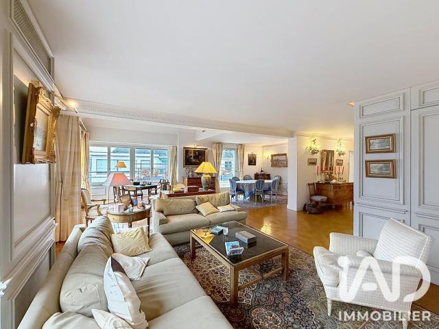 Appartement 5 pièces 245 m²