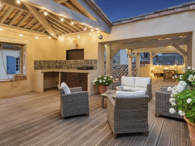 Appartement 5 pièces 274 m²
