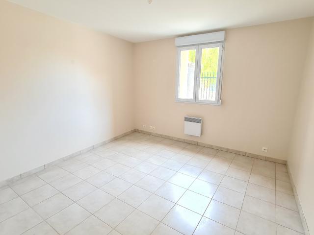 Appartement 5 pièces + 2 parkings ext