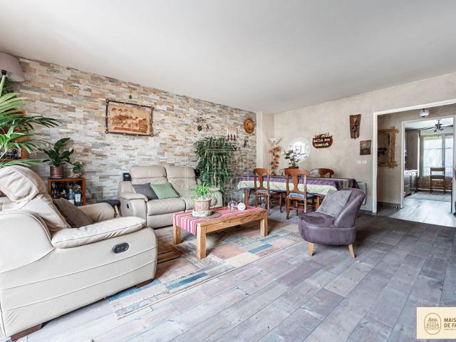 Appartement 5 pièces 103 m²