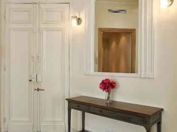 Appartement à louer à Rue du Docteur Germain Sée - Ascenseur
