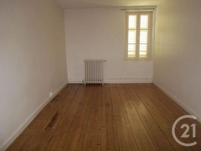 Appartement 5 pièces à Mirecourt