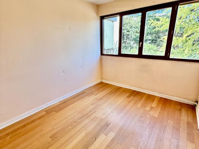 Appartement 5 pièces à louer au Chesnay Rocquencourt Réf 2099, Le chesnay