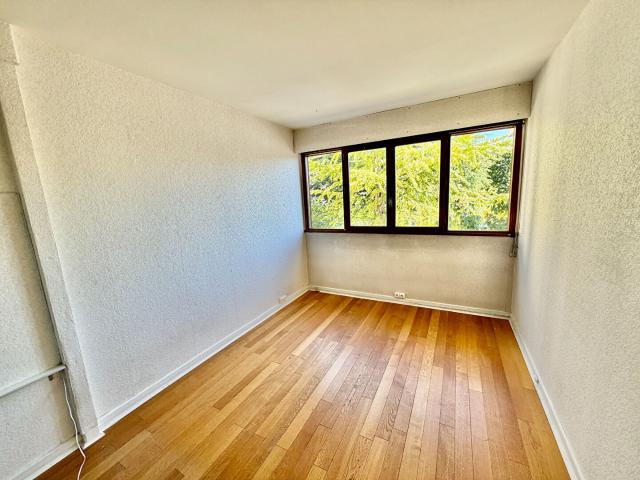 Appartement 5 pièces à louer au Chesnay Rocquencourt Réf 2099, Le chesnay