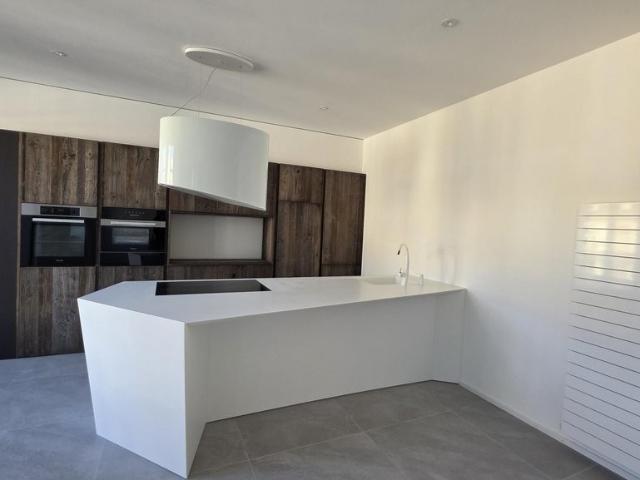 Appartement 5 pièces à louer à La Chaux de Fonds Flatfox