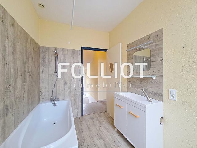 Appartement 5 pièces à louer à Luitré Dompierre Réf 114AB