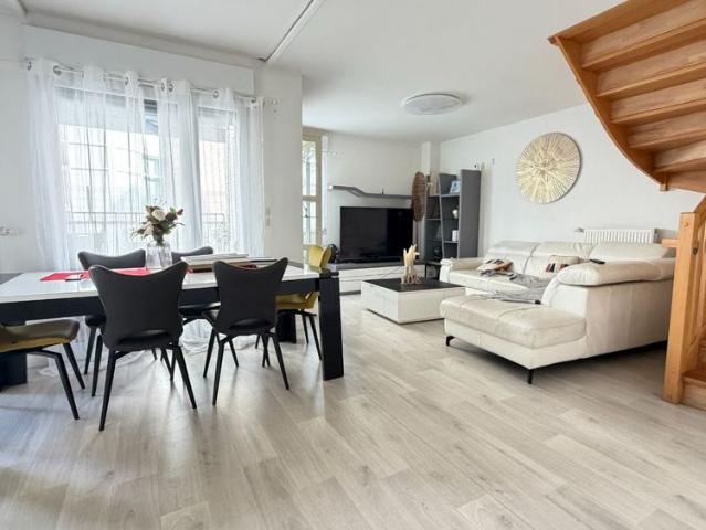 Appartement 5 pièces à louer en rez de chaussée à Évry Courcouronnes