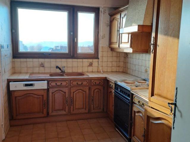 Appartement 5 pièces à Saint Max