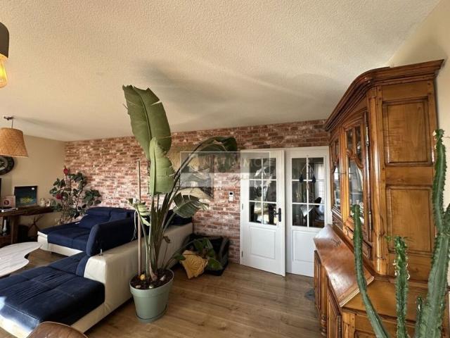 Appartement 5 pièces avec grande terrasse et garage