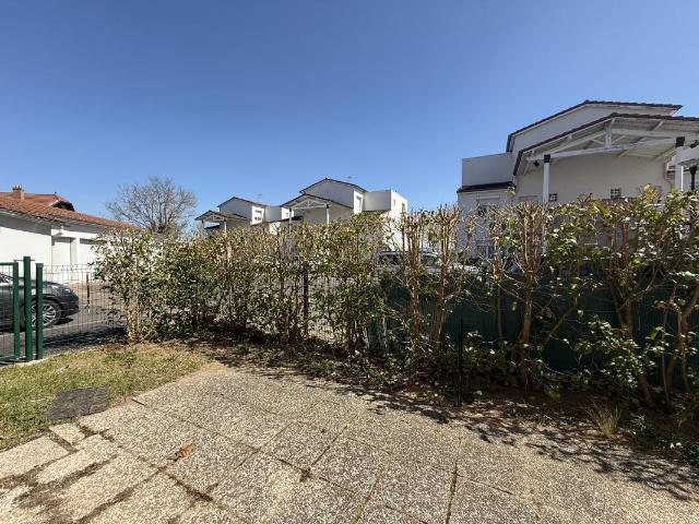 Appartement 5 pièces avec jardin et garage Bonson