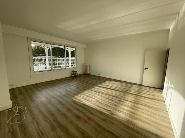 Appartement 5 pièces Blois 164.18m² 1250€ à louer l'Adresse