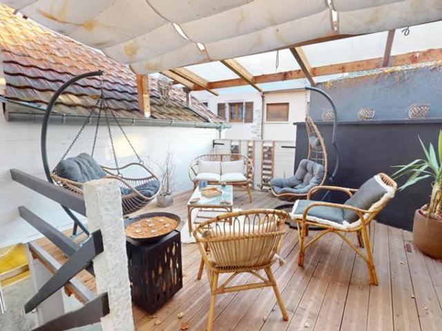 Appartement 5 pièces de 120m² avec terrasse, parking et dépendances Hattstatt 68420