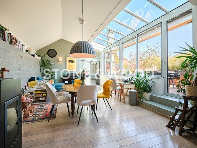 Appartement 5 pièces en dernier étage avec terrasse à Annecy 117m² Annecy