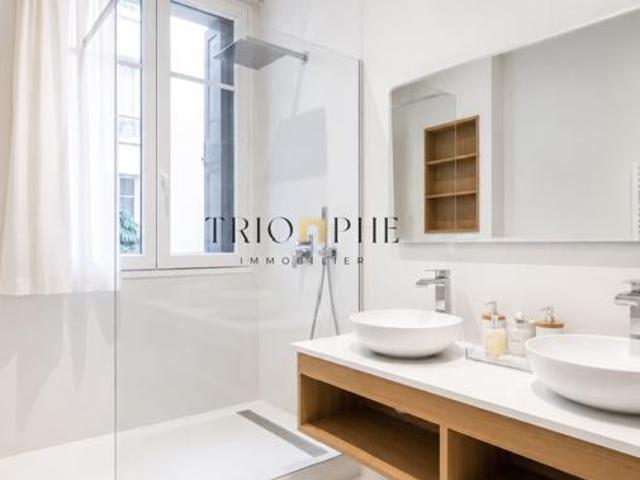 Appartement 5 pièces Paris 8ème 200m2