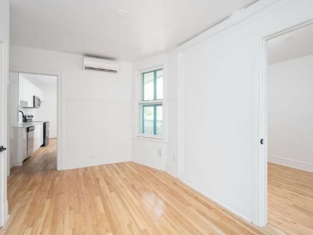 APPARTEMENT 5.5 3 Chambres 1SDB