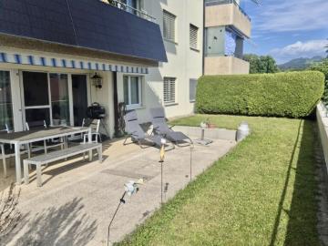 Appartement 5.5 pce au rez avec jardin privatif et vue à 10 min de Fribourg