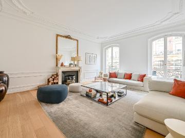 APPARTEMENT 6/7 Pièces