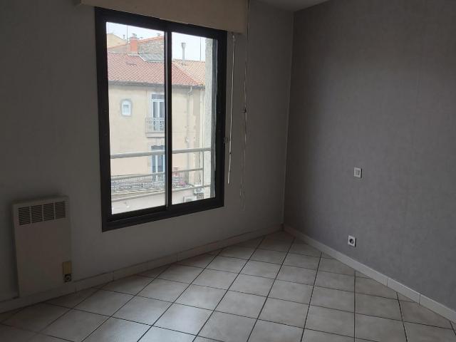 Appartement, 67m² 3 pièces, en location à Beziers595 € par mois