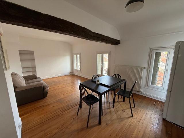 Appartement 65m² en location meublée Centre ville de Cre