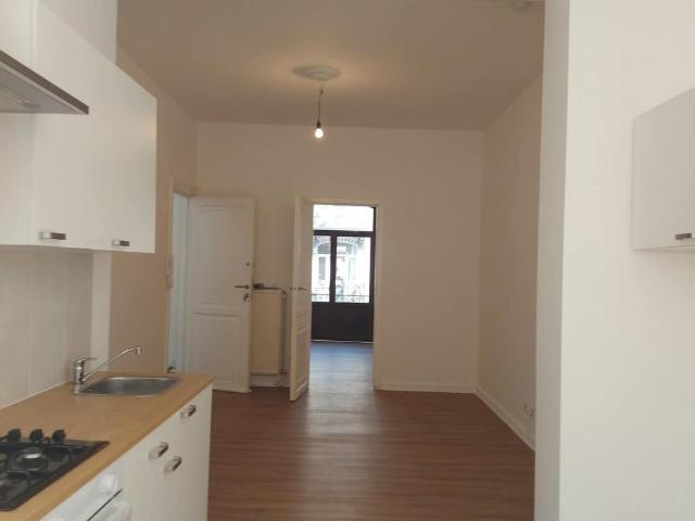 Appartement 68 m² Rue Gustave Defnet à Bruxelles