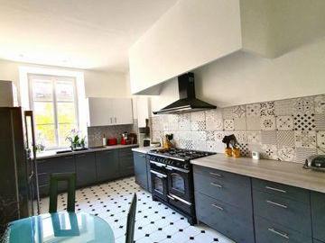 Appartement 6 chambres, Vals Les Bains Rhône Alpes 07600 ES96310852