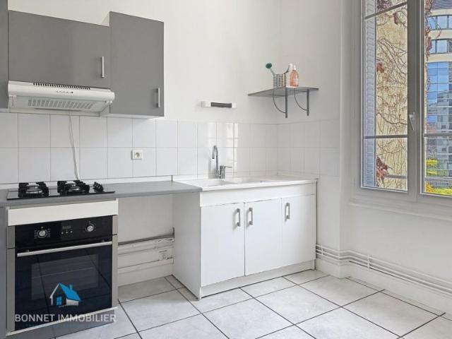 Appartement 6 pièce s 4 chambre s 175 m²
