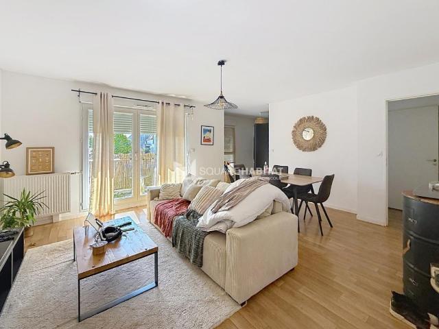 Appartement 6 pièces 64 m²