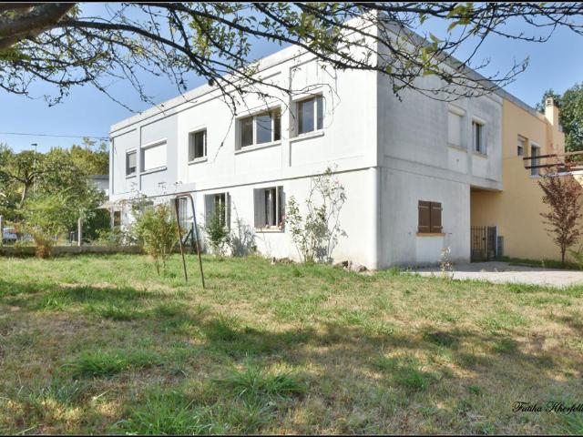 Appartement 6 pièces 83 m²