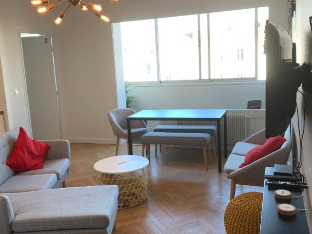 Appartement 6 pièces, 93 m² à louer à Lyon 8 69008