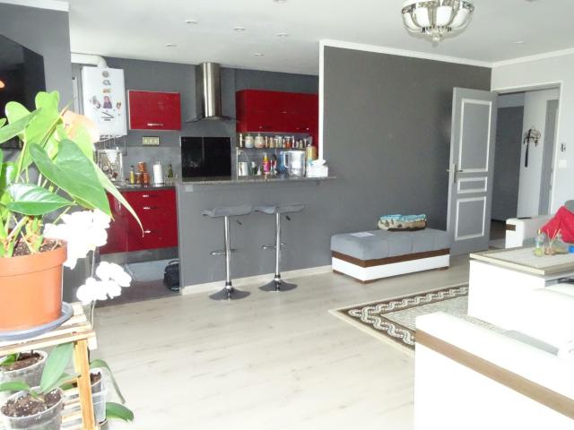 Appartement 6 pièces 90 m²