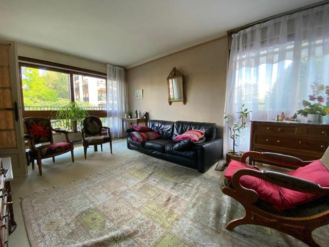 Appartement 6 pièces 90 m²