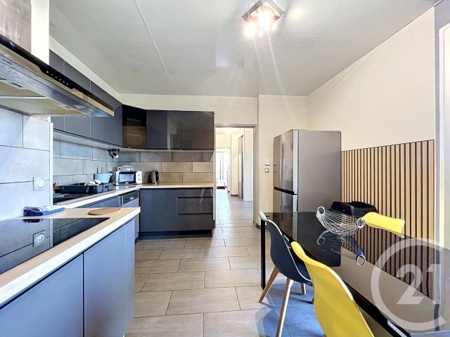 Appartement 6 pièces 94 m²