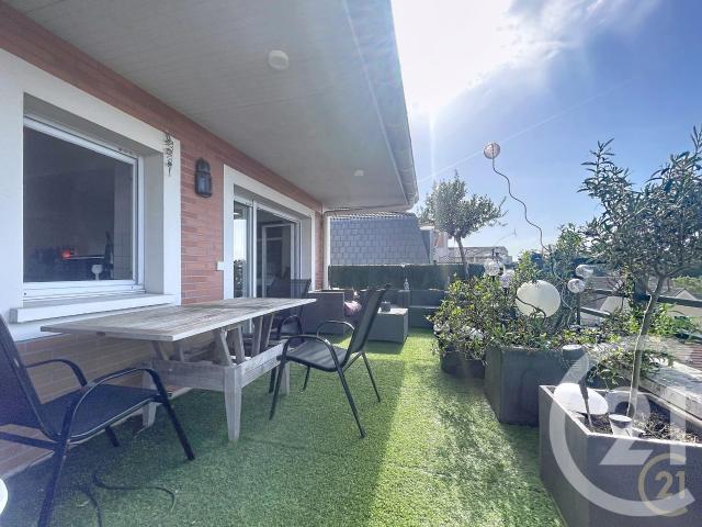Appartement 6 pièces 95 m²