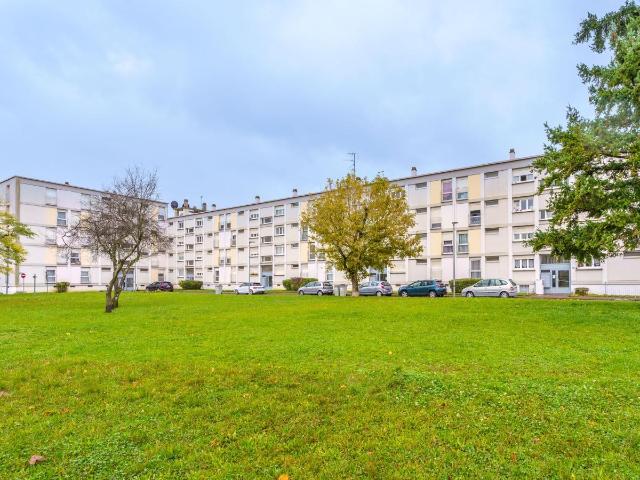 Appartement 6 pièces 100 m²