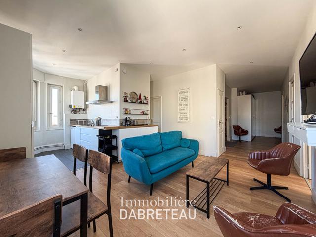 Appartement 6 pièces, 101 m² à louer à Lyon 8 69008