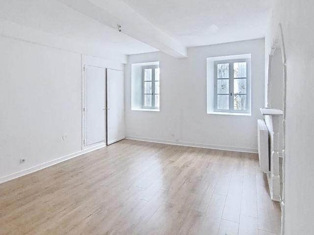 Appartement 6 pièces 103 m²