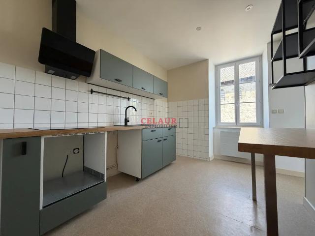Appartement 6 pièces 103 m²