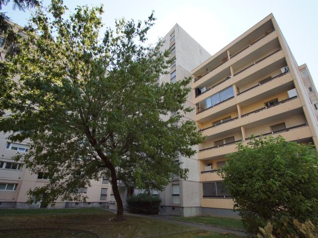 Appartement 6 pièces 104 m²