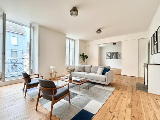 Appartement 6 pièces 104 m²