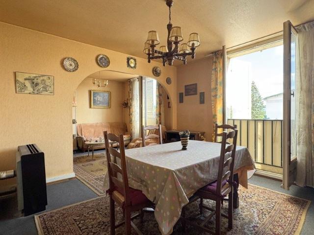 Appartement 6 pièces 104 m²