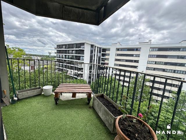 Appartement 6 pièces 105 m²