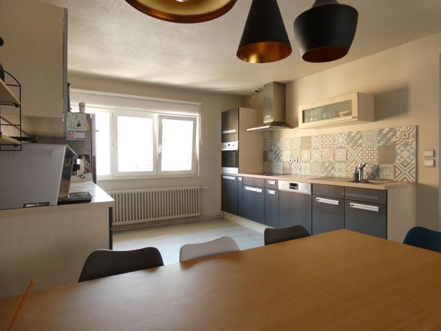 Appartement 6 pièces 105 m²