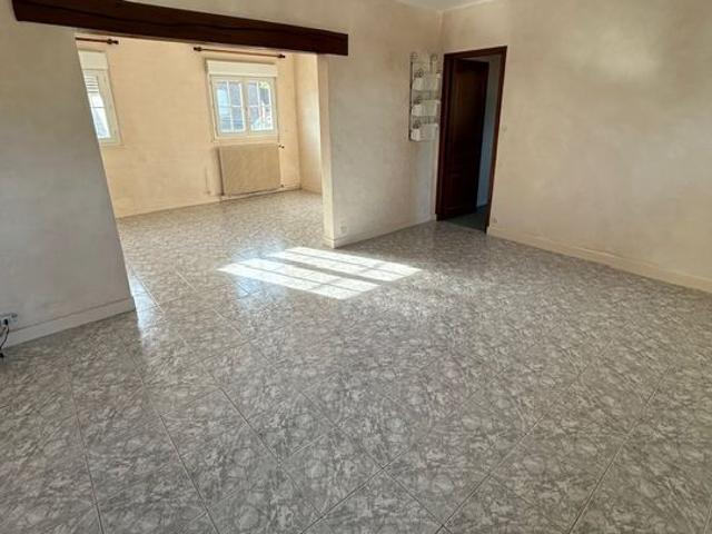 Appartement 6 pièces, 108 m² à louer à Beauvais 60000