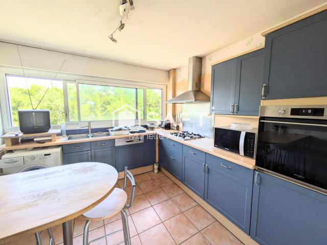 Appartement 6 pièces 110 m²