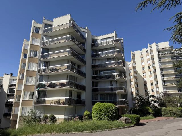 Appartement 6 pièces 110 m²