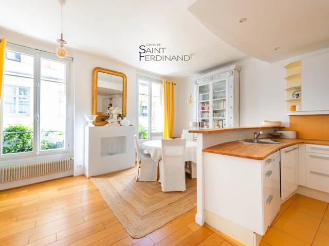 Appartement 6 pièces 110 m²