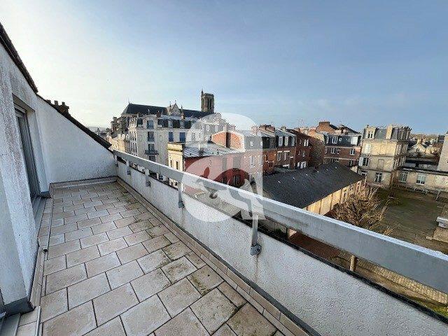 Appartement 6 pièces 121 m²