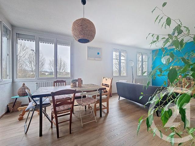 Appartement 6 pièces 121 m²
