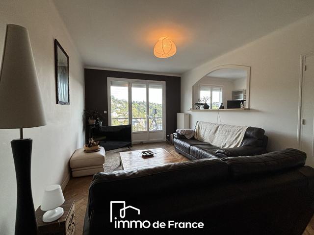 Appartement 6 pièces 122 m²